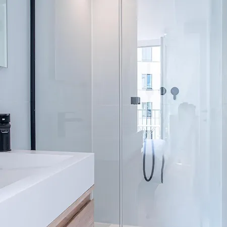 Lavie Maison : A C & Eiffel Tower View Appartamento *
