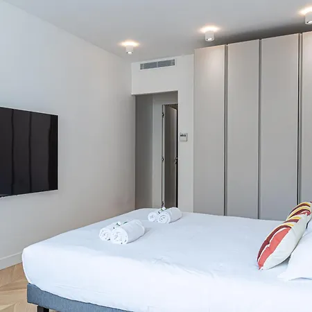 Lavie Maison : A C & Eiffel Tower View Appartamento