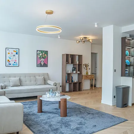 Lavie Maison : A C & Eiffel Tower View Appartamento